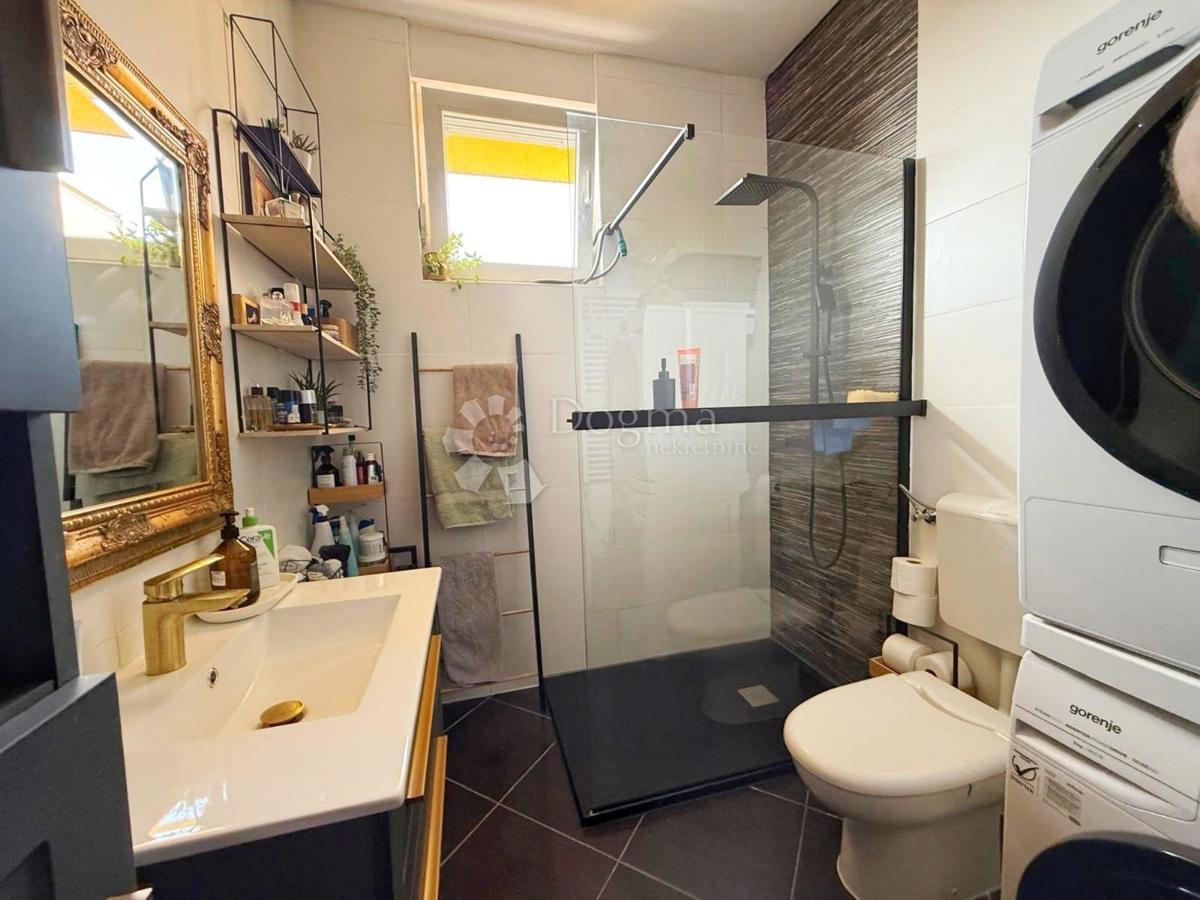 RARO APPARTAMENTO MODERNO!!!!