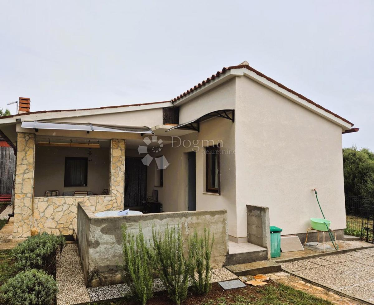 Casa Kavran, Marčana, 49m2