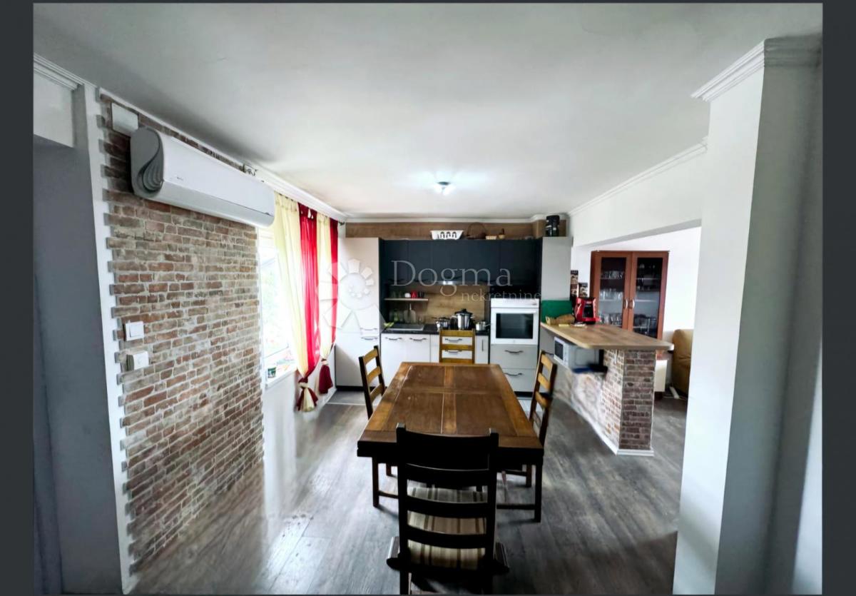 Allogio Remete, Maksimir, 76m2