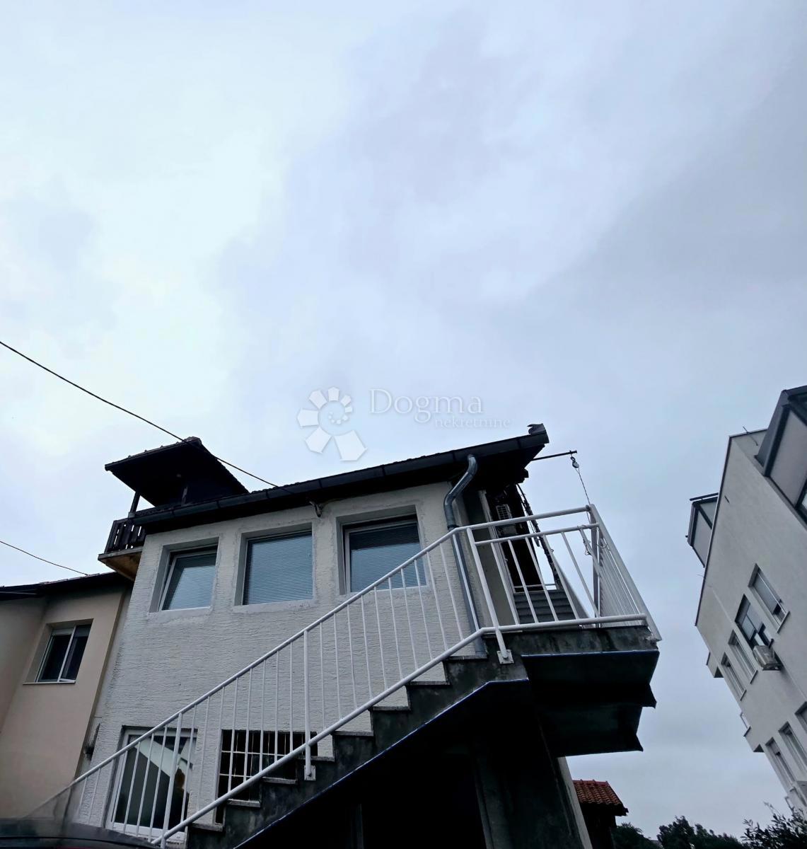 Allogio Remete, Maksimir, 76m2