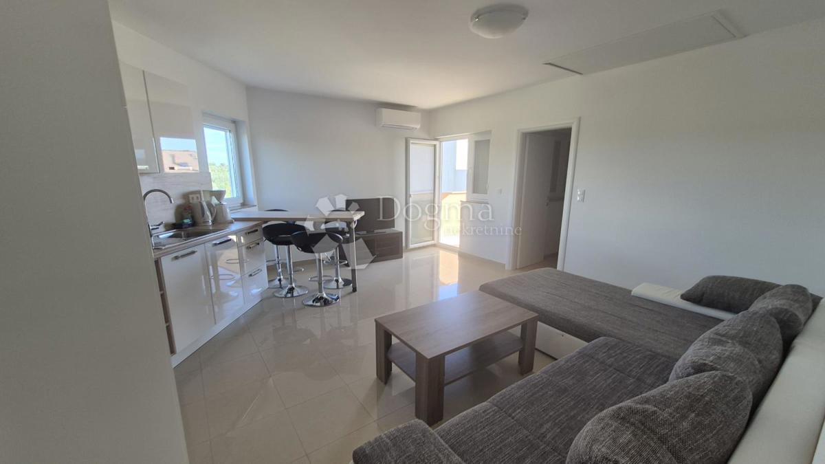 Allogio Peroj, Vodnjan, 76m2