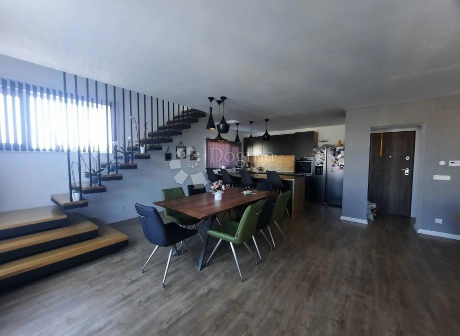 Allogio Strožanac, Podstrana, 156m2