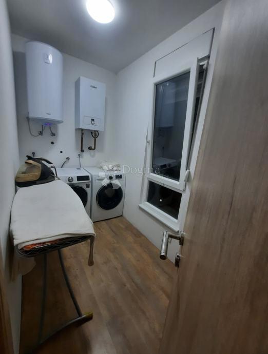 Allogio Strožanac, Podstrana, 156m2