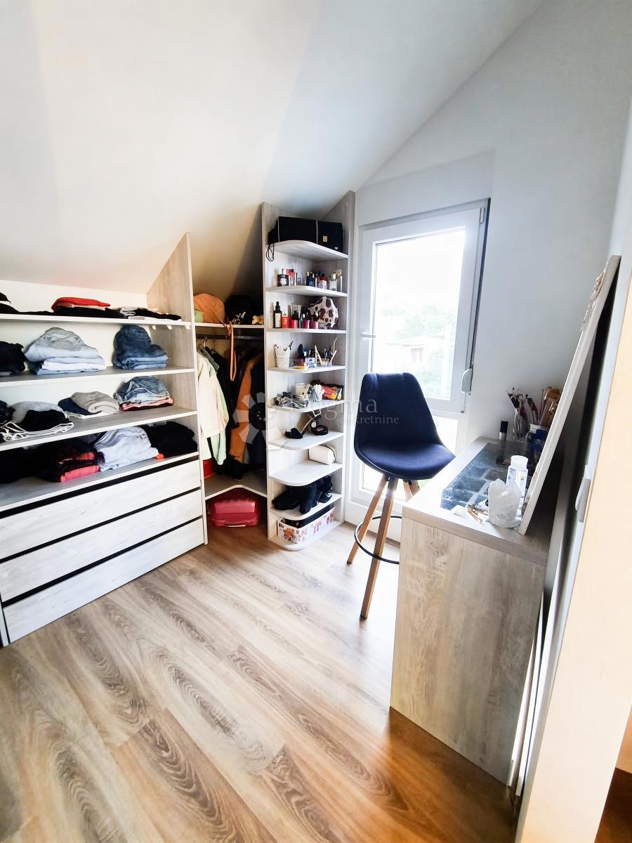 Allogio Strožanac, Podstrana, 156m2