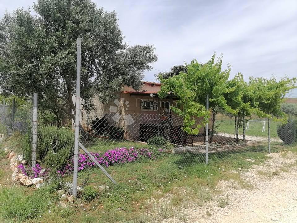 Terreno agricolo Pomer, Medulin, 615m2