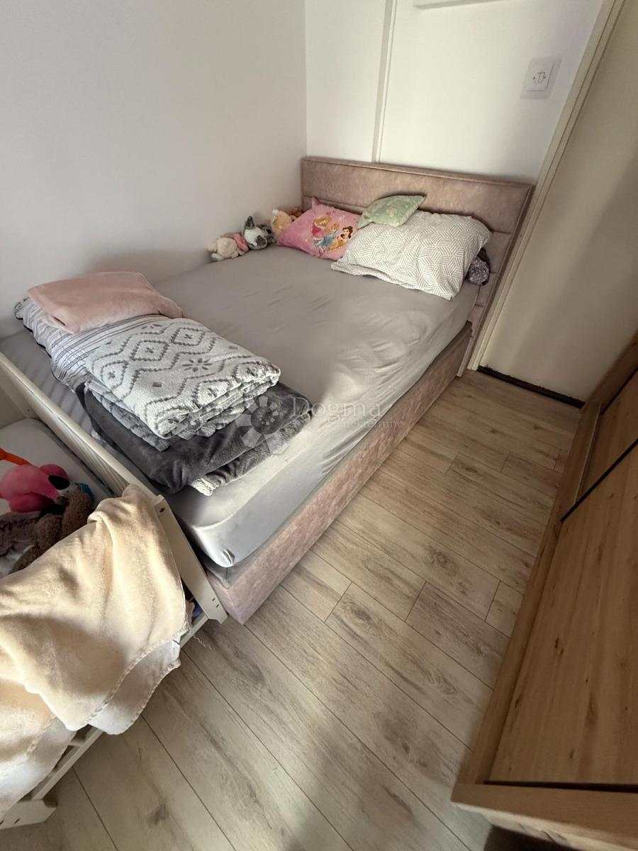 Allogio Cvjetno naselje, Velika Gorica, 80m2