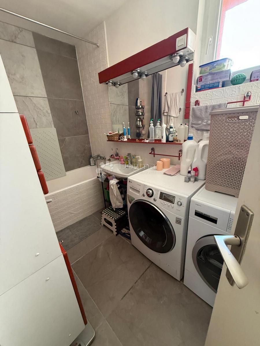 Allogio Cvjetno naselje, Velika Gorica, 80m2