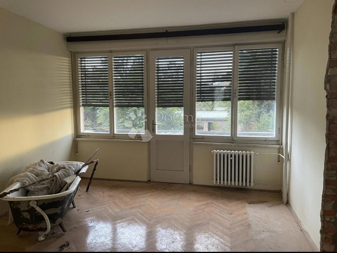 Allogio Kruge, Trnje, 43,99m2