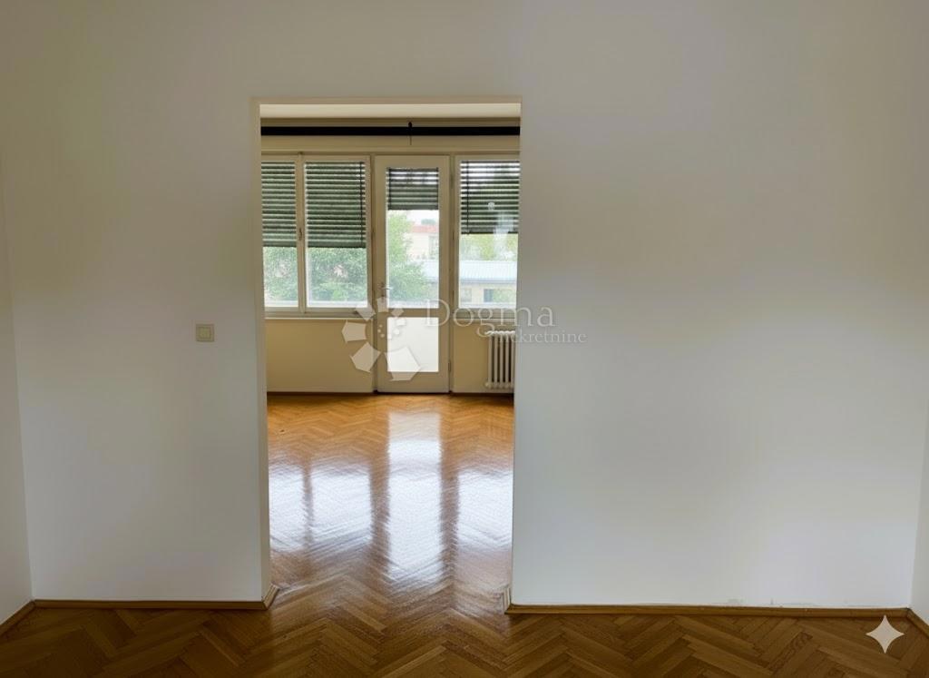 Allogio Kruge, Trnje, 43,99m2