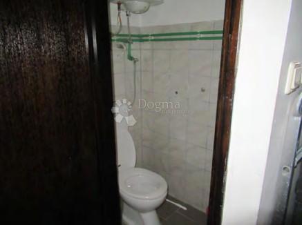 Locale commerciale Centar, Pula, 177,20m2