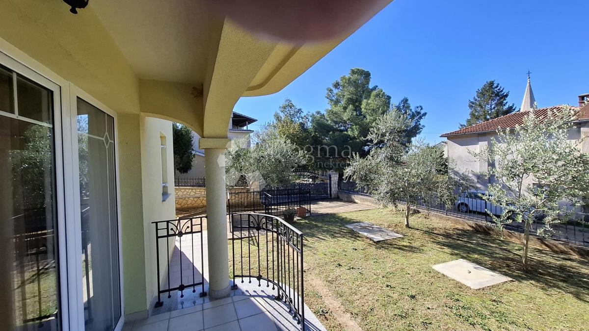 Casa Sveti Vid-Miholjice, Malinska-Dubašnica, 250m2