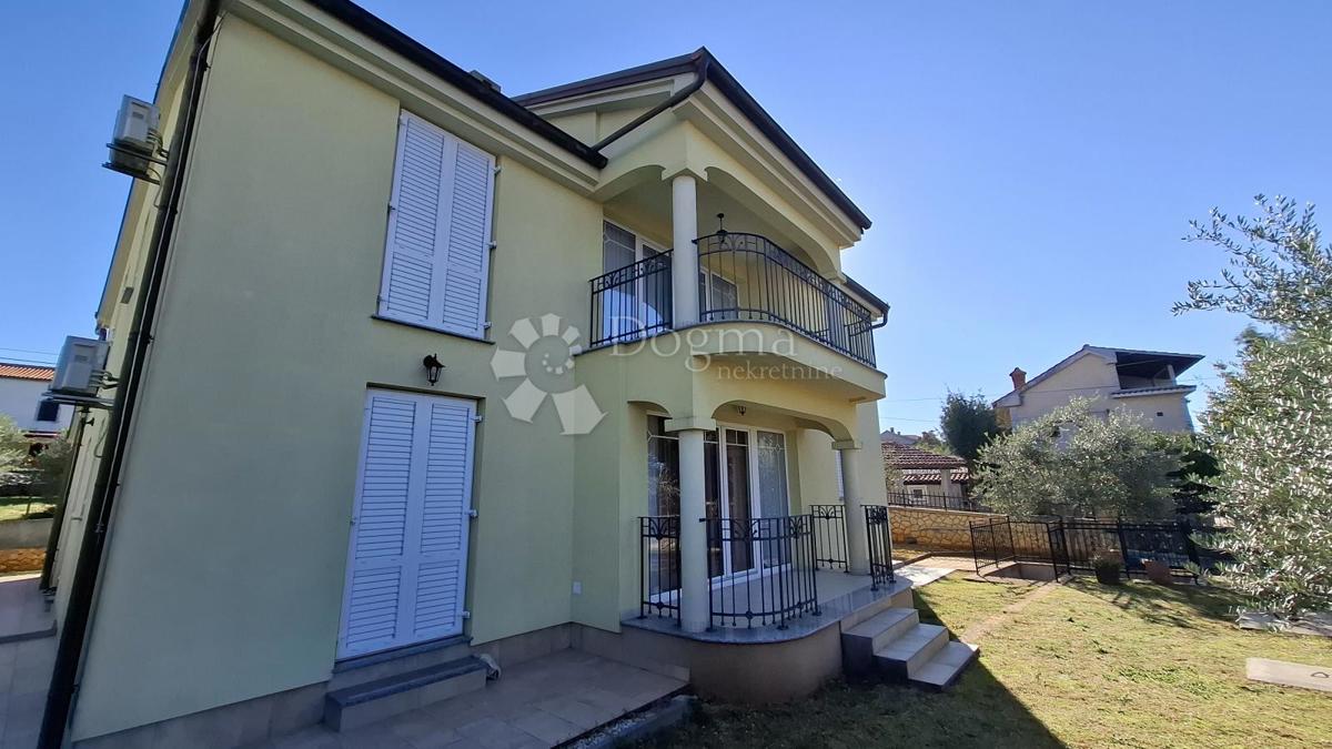 Casa Sveti Vid-Miholjice, Malinska-Dubašnica, 250m2