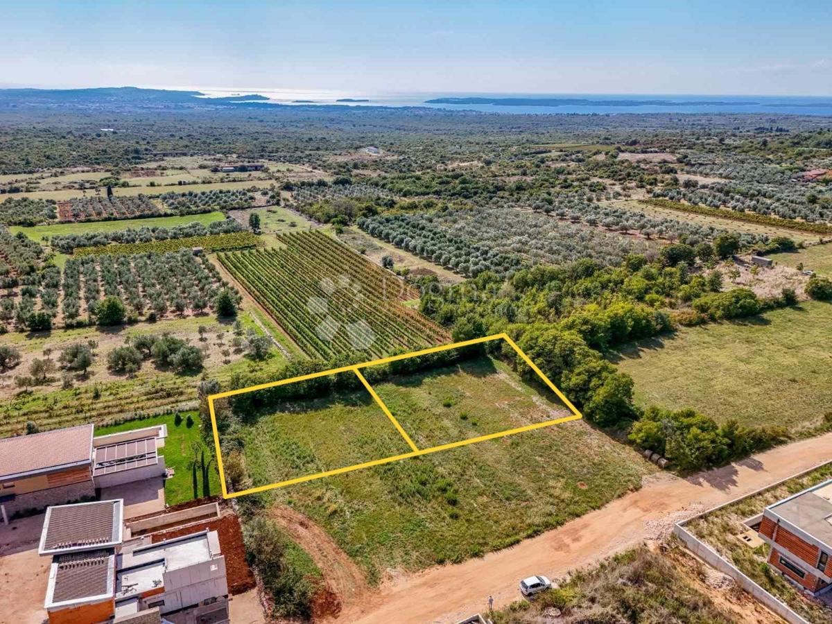 Terreno edificabile Vodnjan, 886m2