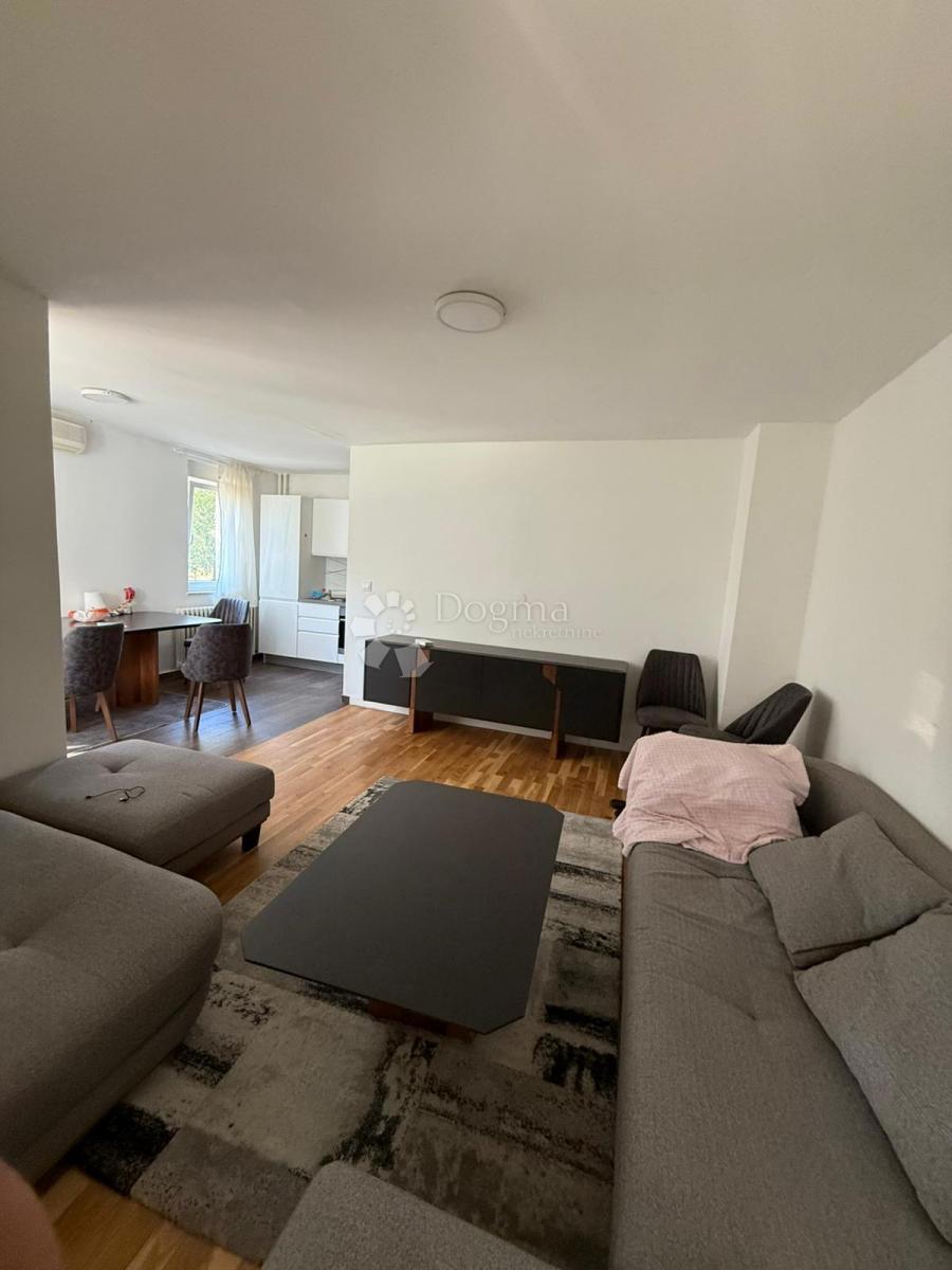 Allogio Savica, Trnje, 66,67m2