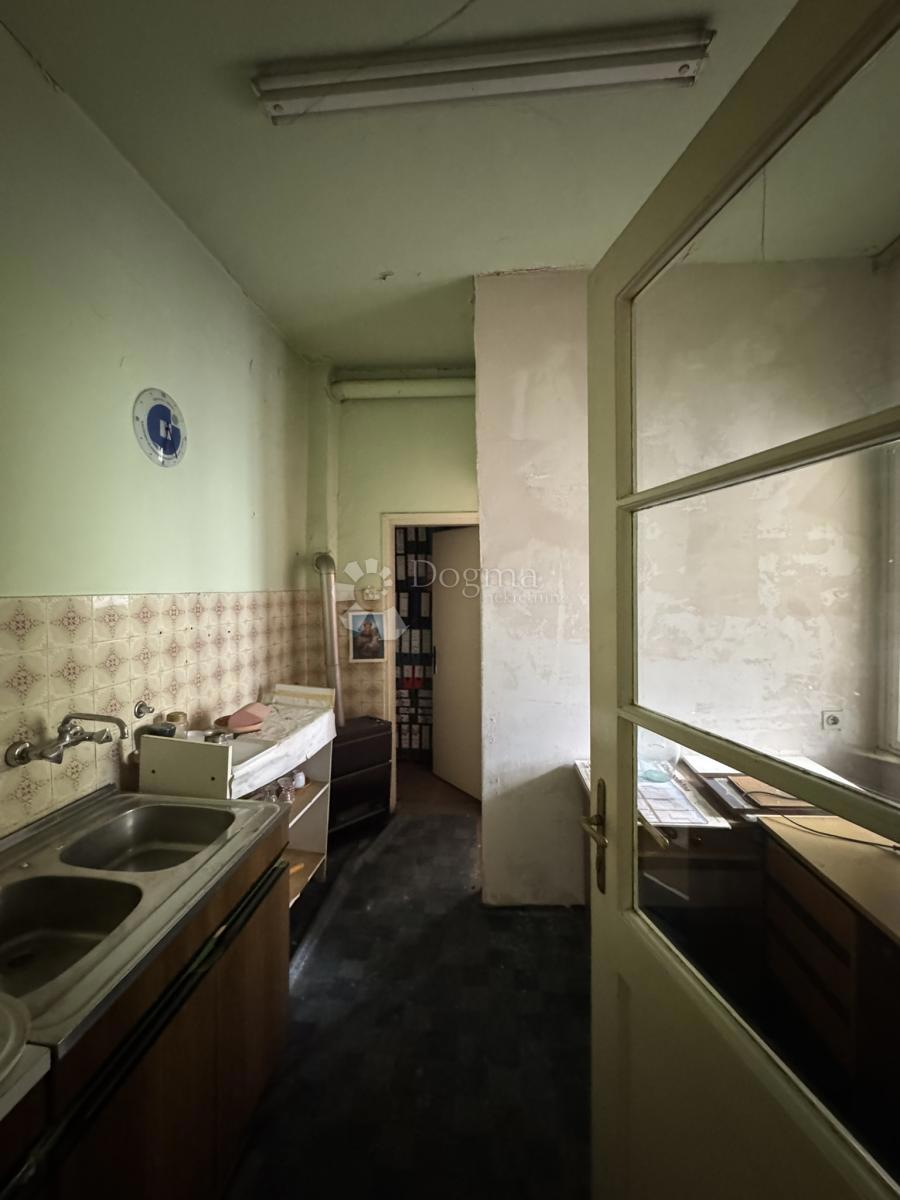 Casa Centar, Bjelovar, 140m2