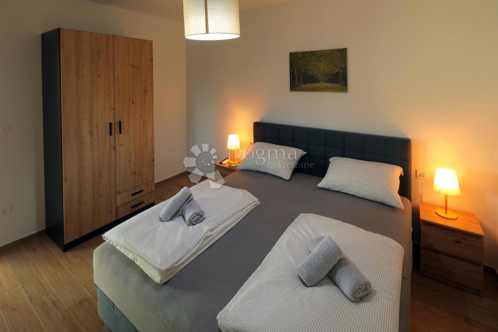 Casa Kopačevo, Bilje, 370m2