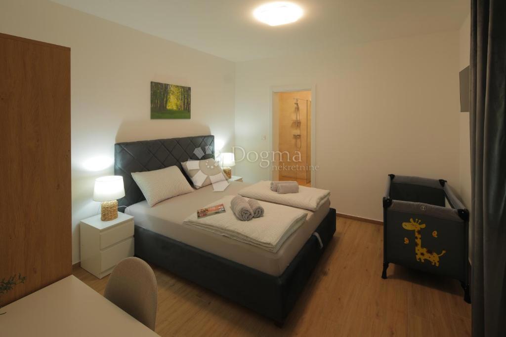 Casa Kopačevo, Bilje, 370m2