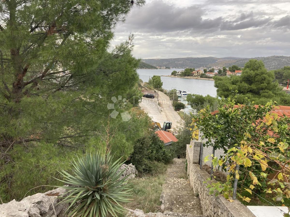 Terreno edificabile Ražanj, Rogoznica, 2.355m2