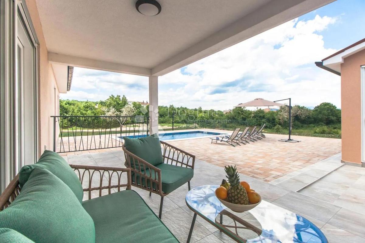 Casa Kunj, Raša, 152m2