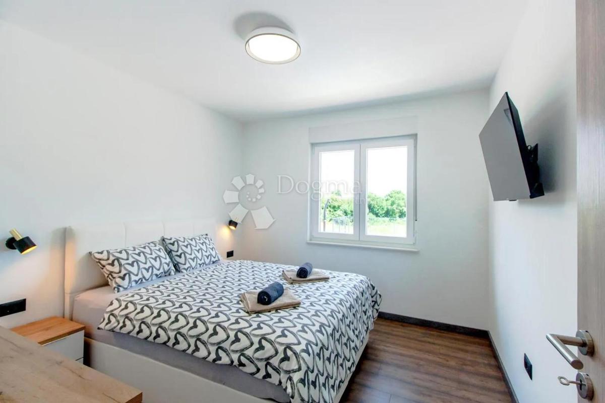 Casa Kunj, Raša, 152m2