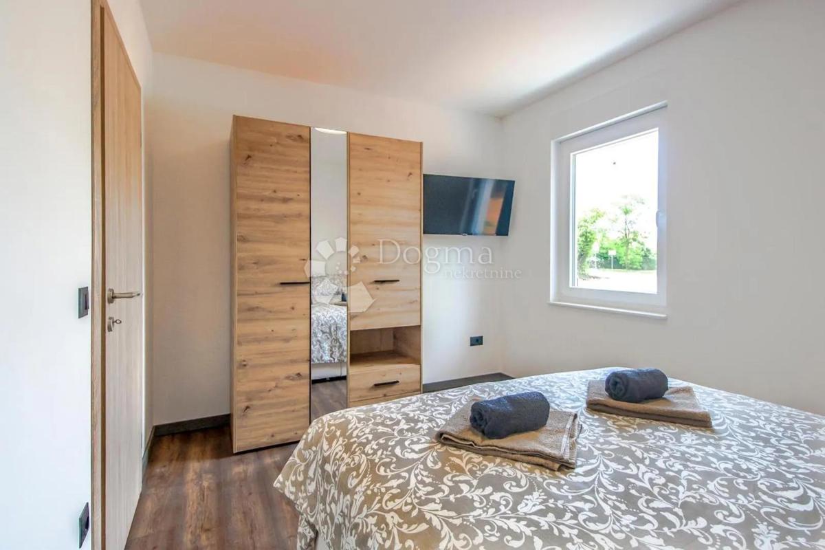 Casa Kunj, Raša, 152m2