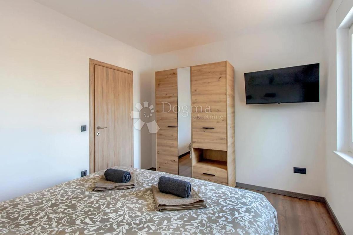 Casa Kunj, Raša, 152m2