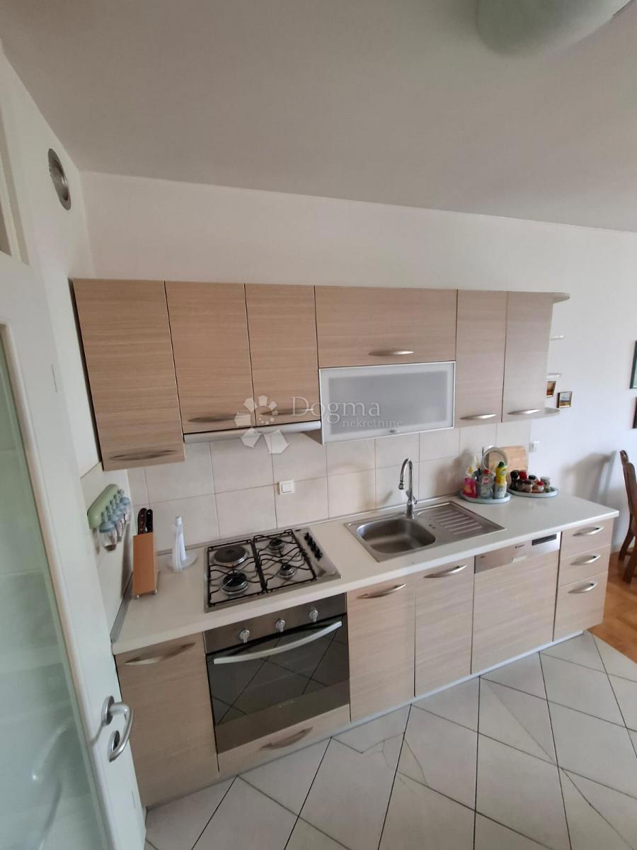 Allogio Trnje, 75,77m2