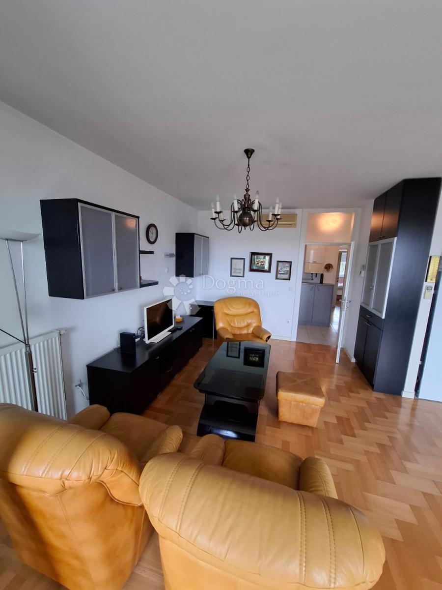 Allogio Trnje, 75,77m2