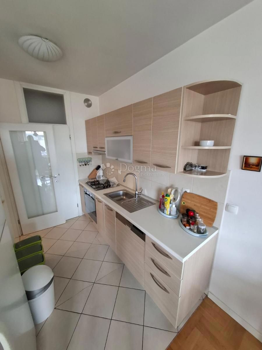 Allogio Trnje, 75,77m2