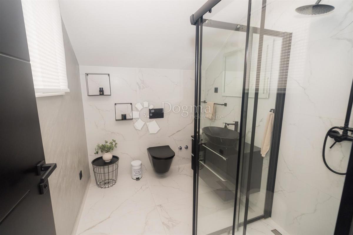 Casa Podgrađe, Marija Bistrica, 230m2