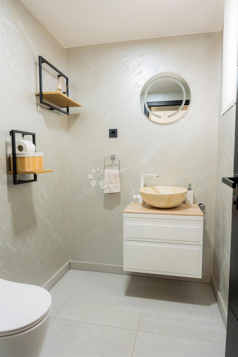 Casa Podgrađe, Marija Bistrica, 230m2