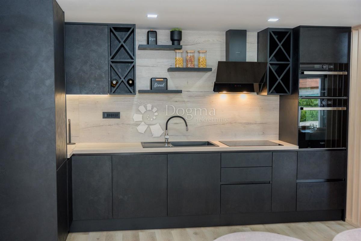 Casa Podgrađe, Marija Bistrica, 230m2