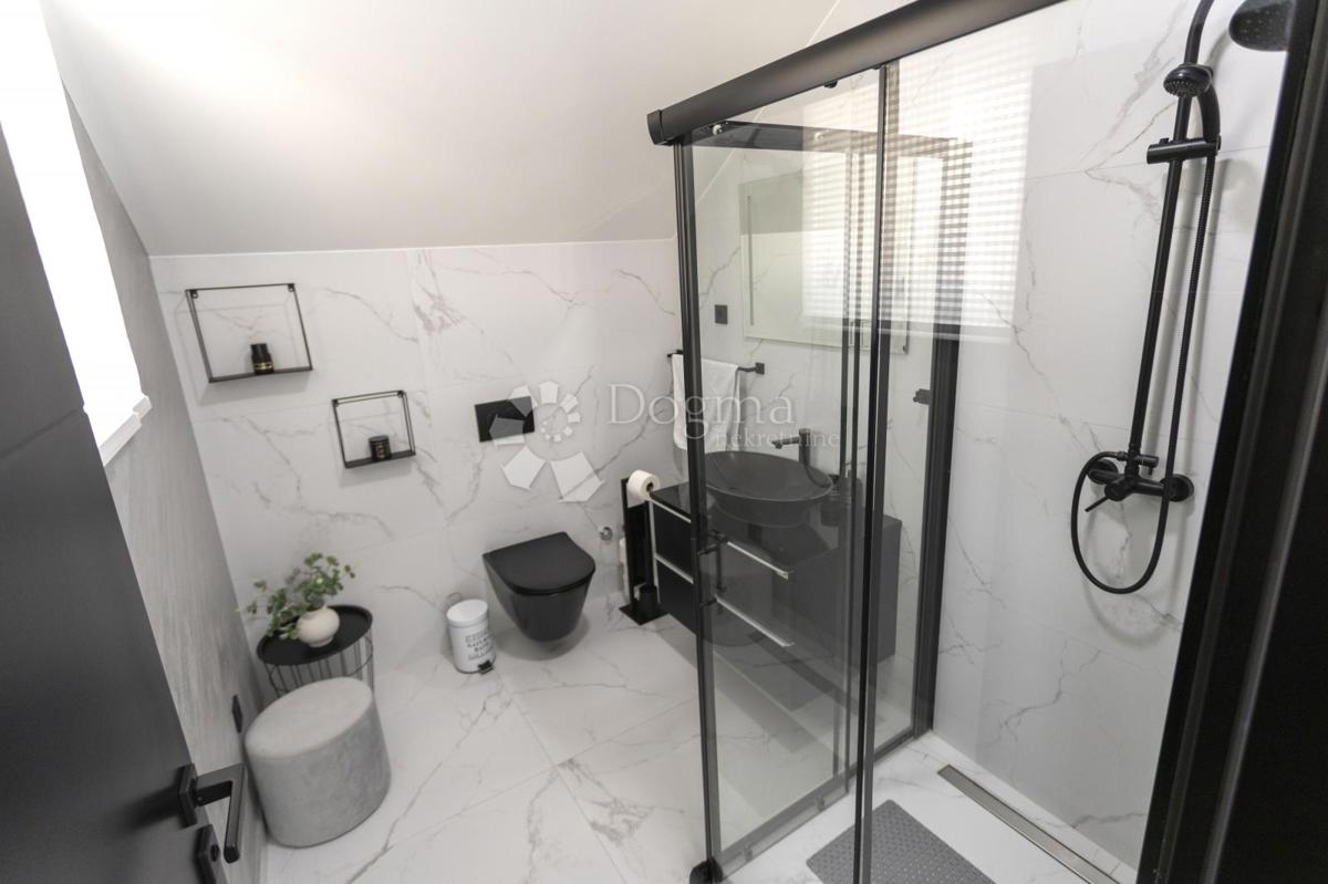 Casa Podgrađe, Marija Bistrica, 230m2