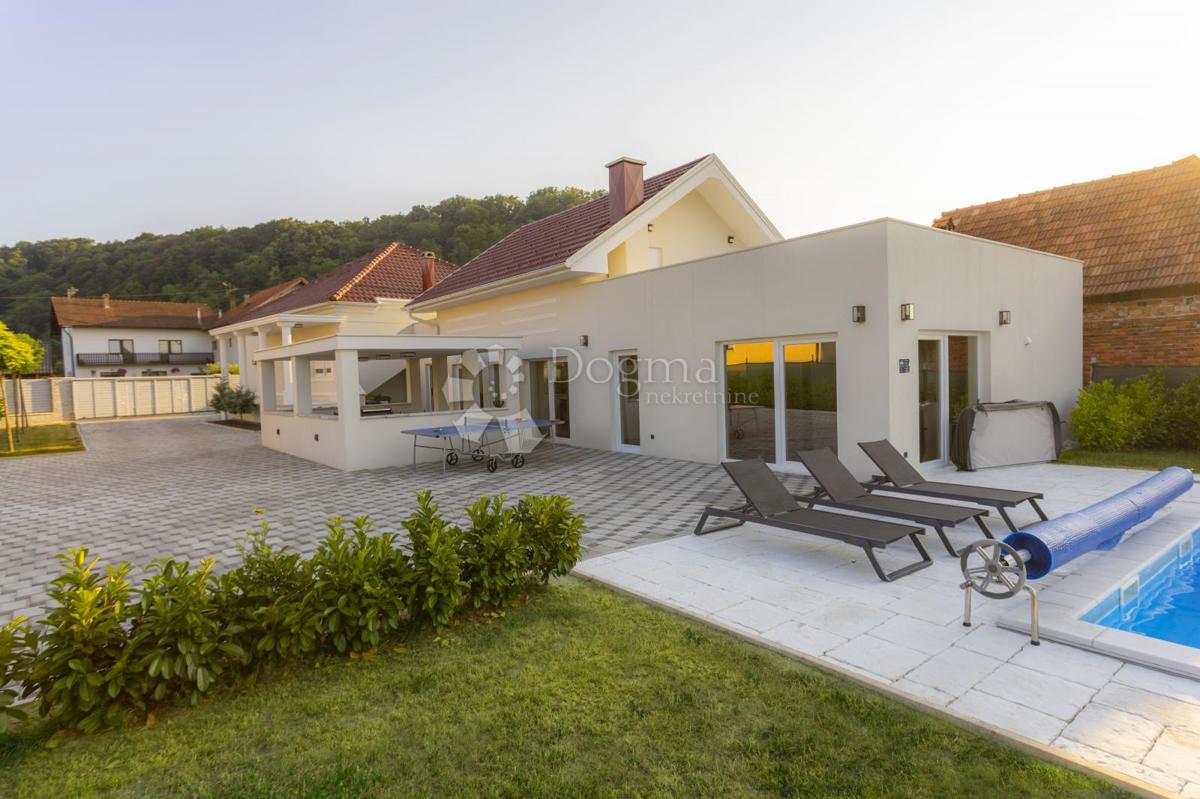 Casa Podgrađe, Marija Bistrica, 230m2