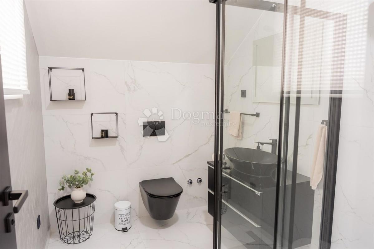 Casa Podgrađe, Marija Bistrica, 230m2