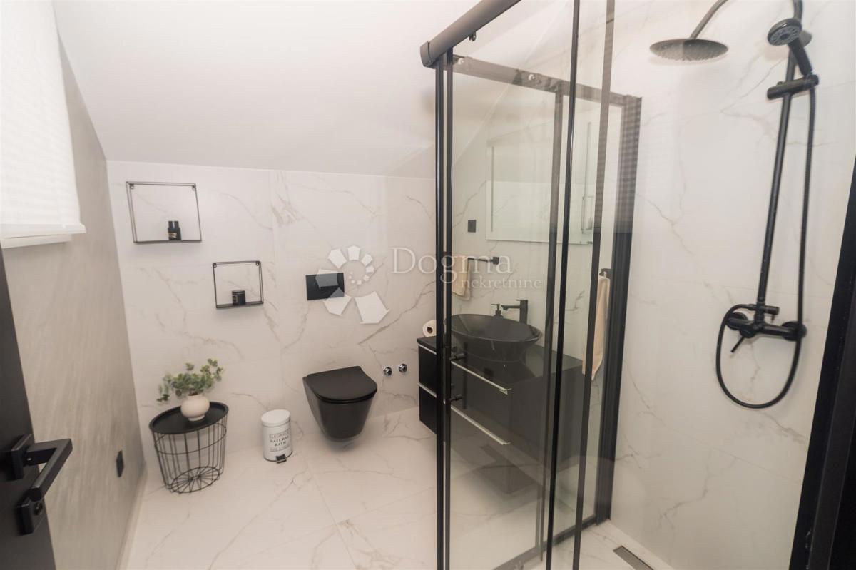 Casa Podgrađe, Marija Bistrica, 230m2