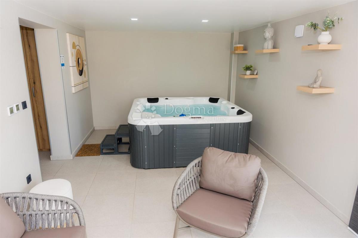 Casa Podgrađe, Marija Bistrica, 230m2