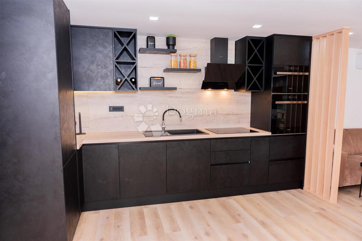 Casa Podgrađe, Marija Bistrica, 230m2