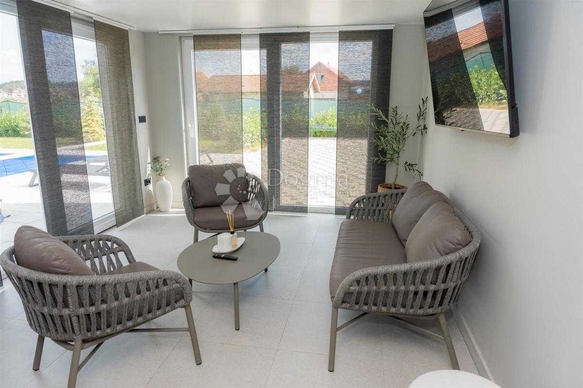 Casa Podgrađe, Marija Bistrica, 230m2