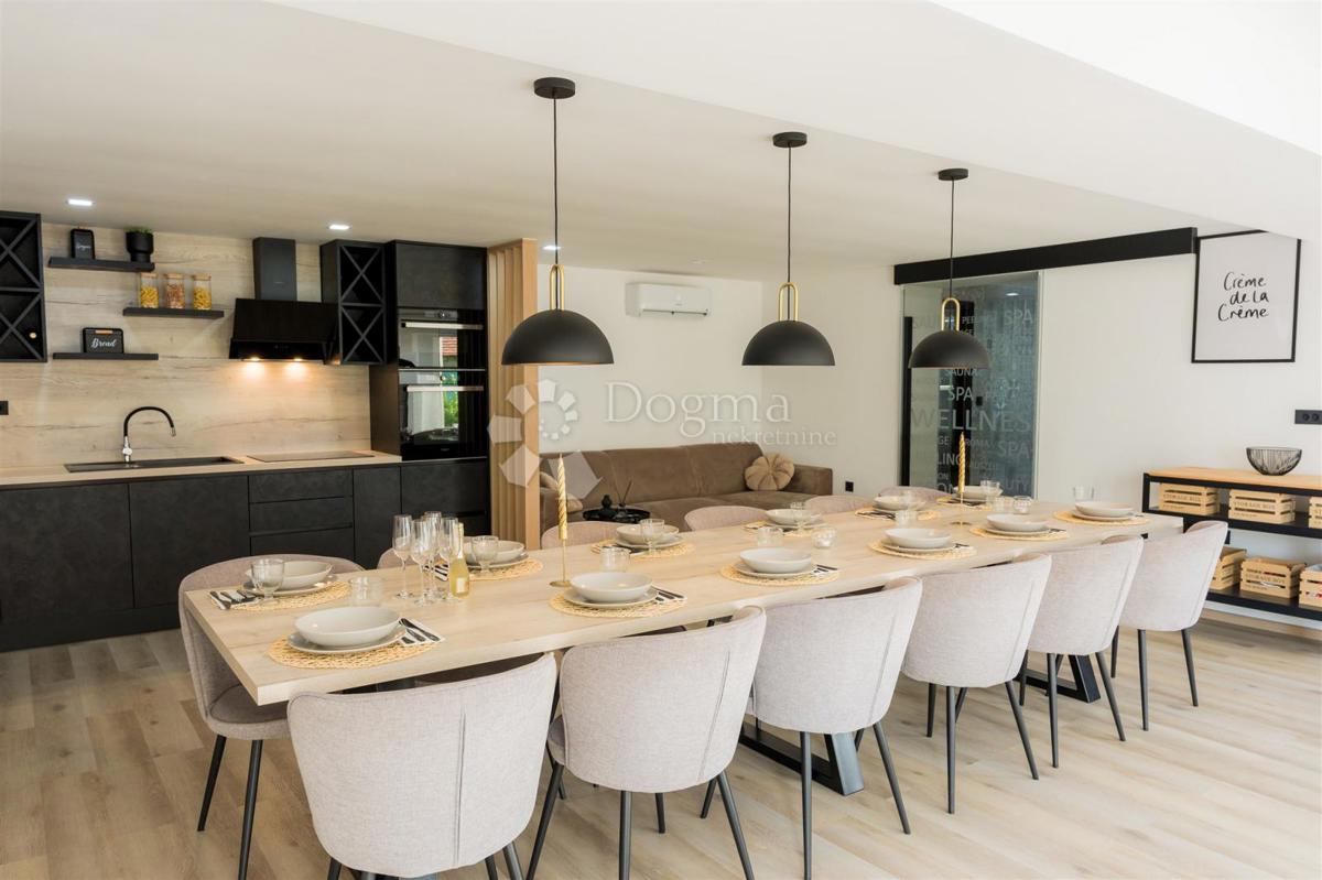 Casa Podgrađe, Marija Bistrica, 230m2