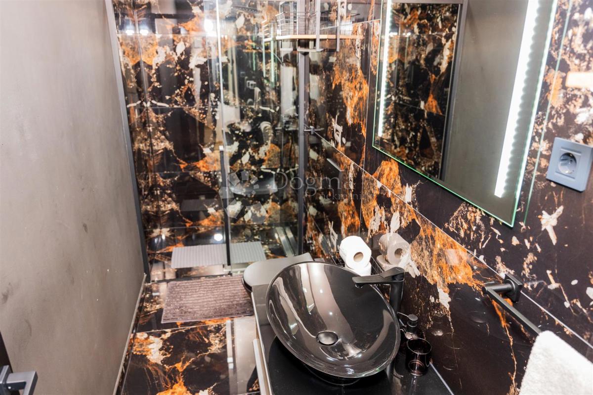 Casa Podgrađe, Marija Bistrica, 230m2