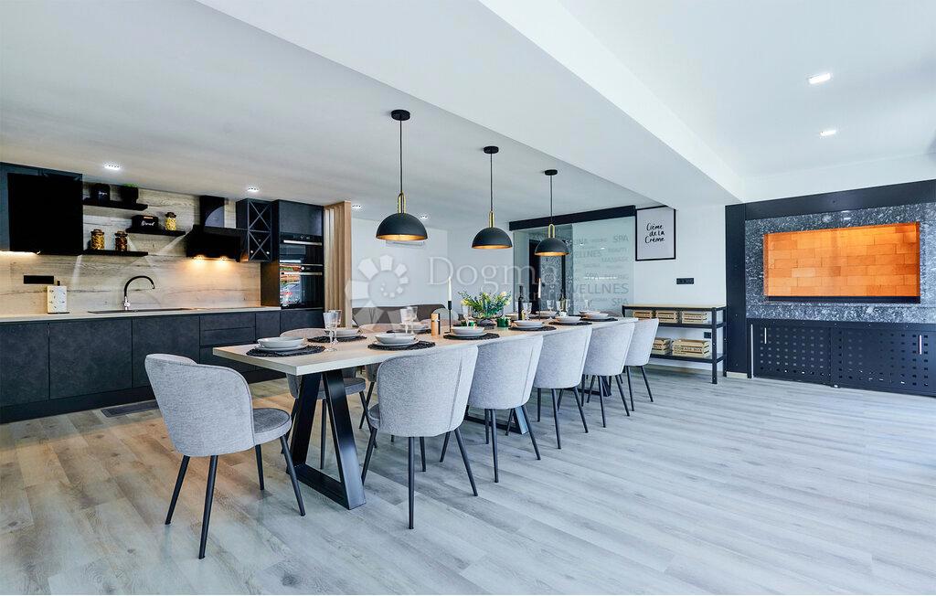 Casa Podgrađe, Marija Bistrica, 230m2