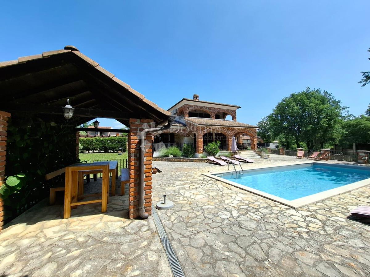 Casa Višnjan, 205m2