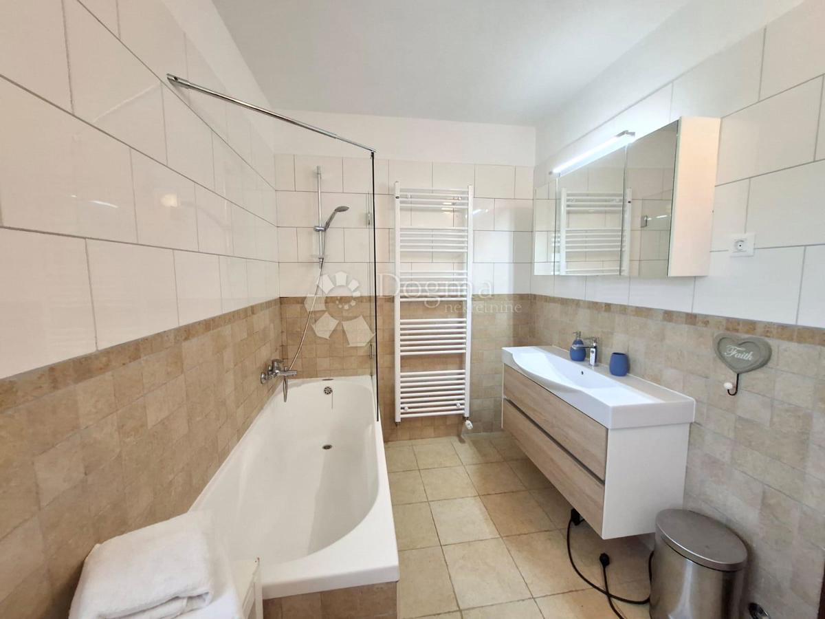 Casa Višnjan, 205m2