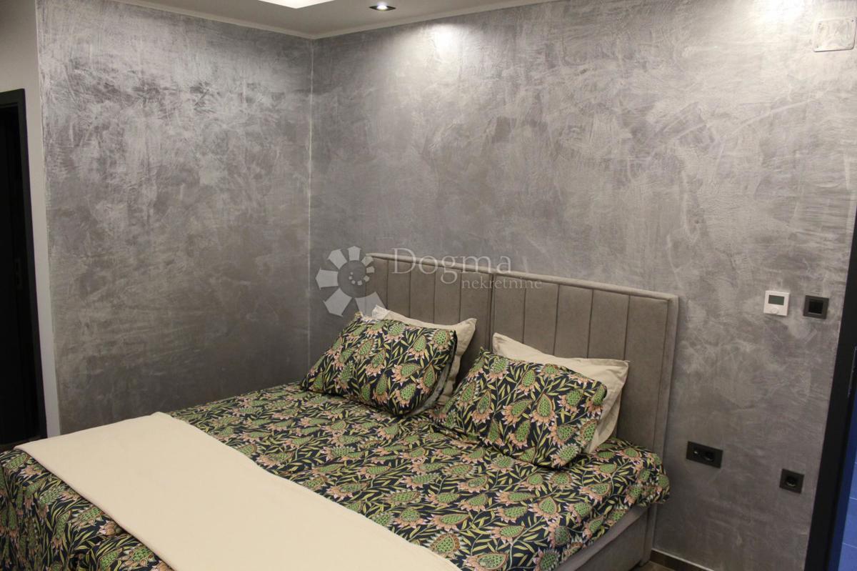 Casa Novi Vinodolski, 400m2