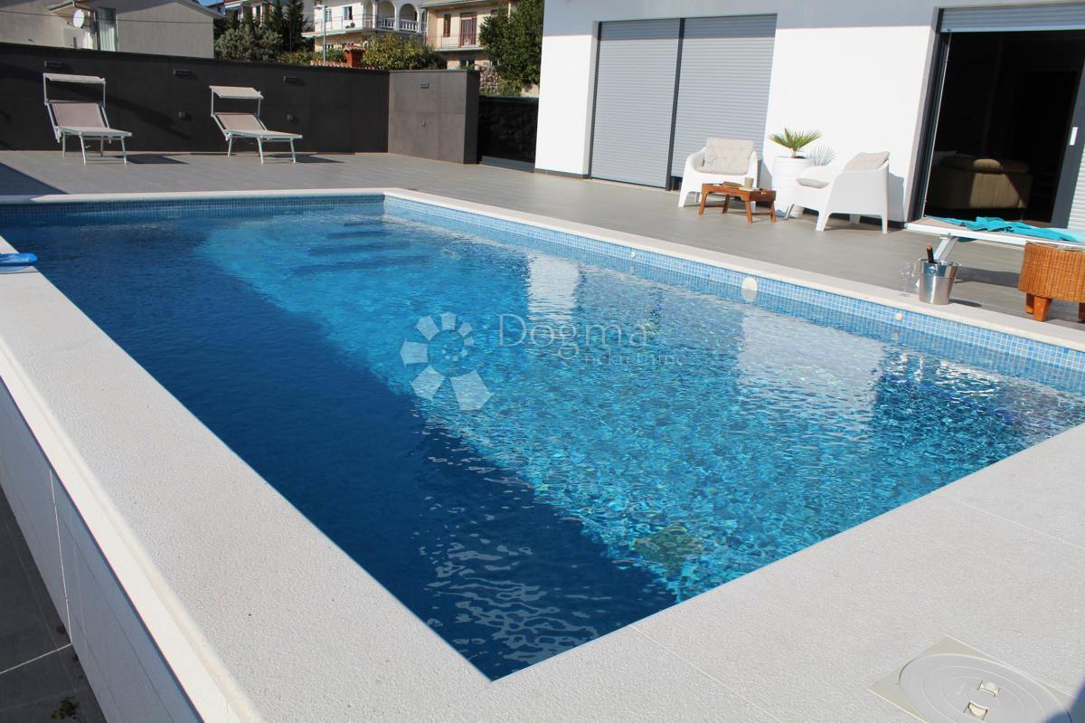 Casa Novi Vinodolski, 400m2