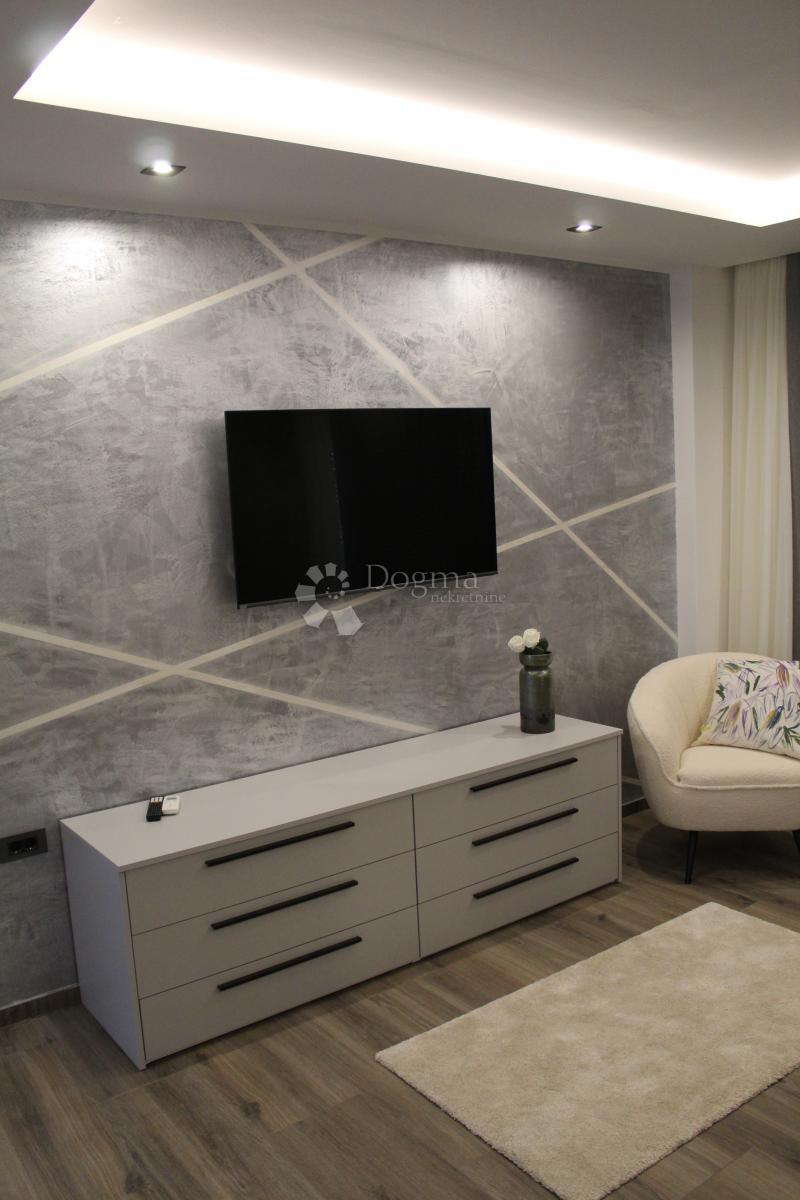 Casa Novi Vinodolski, 400m2