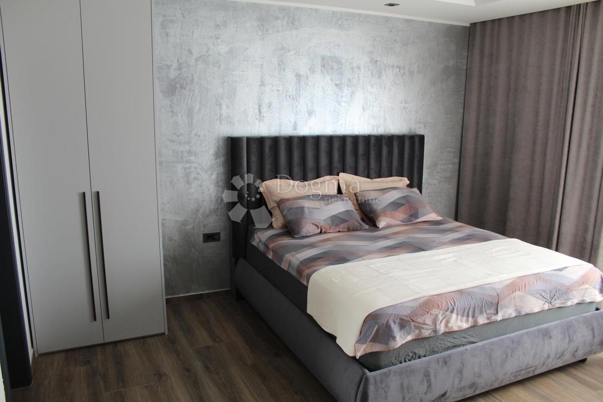 Casa Novi Vinodolski, 400m2