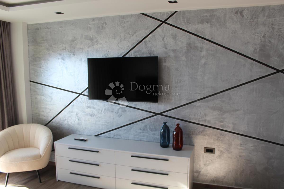 Casa Novi Vinodolski, 400m2