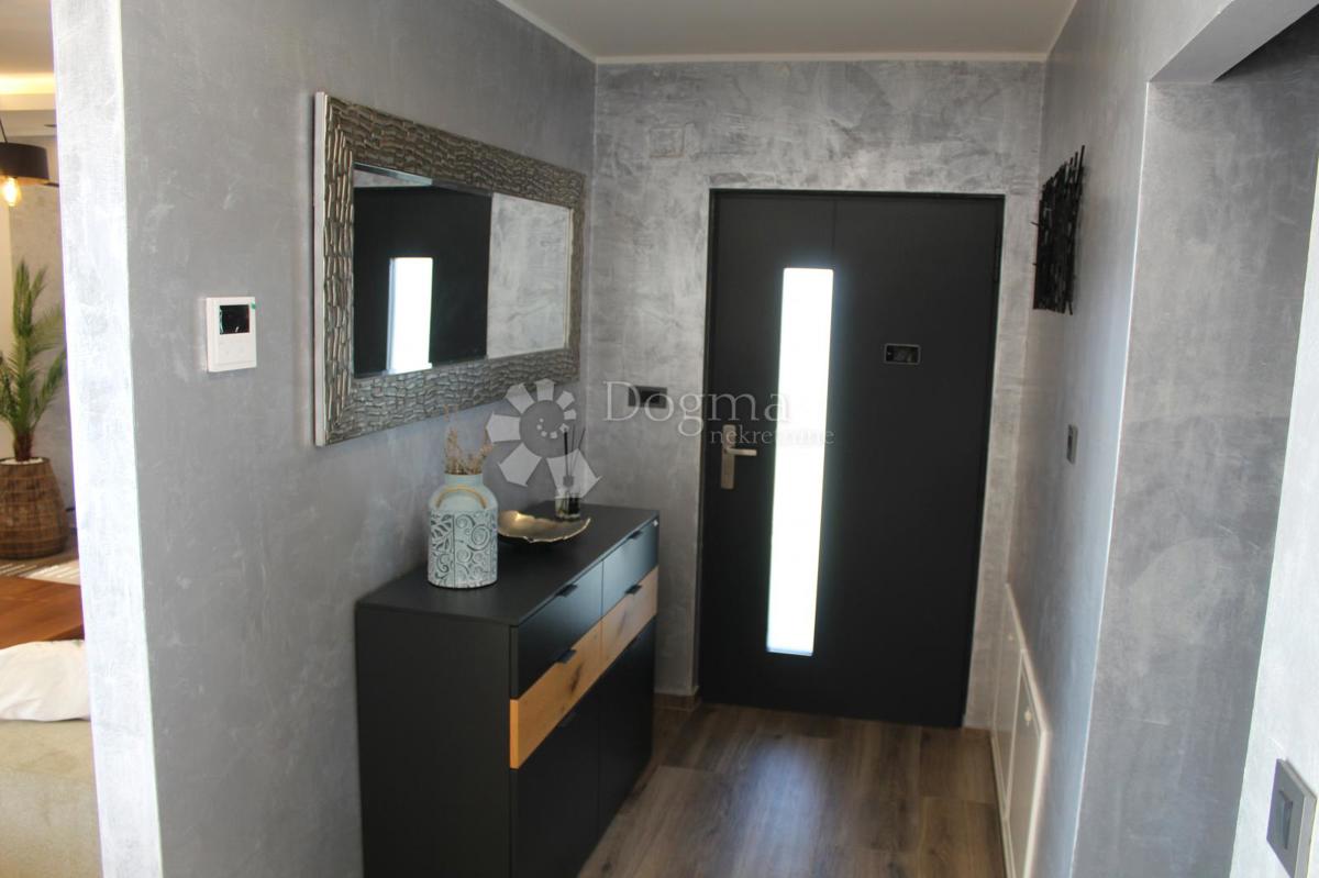 Casa Novi Vinodolski, 400m2